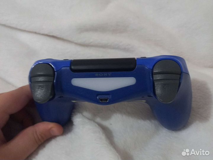 Геймпад для PS4 не оригенал пользовался 2 месяца