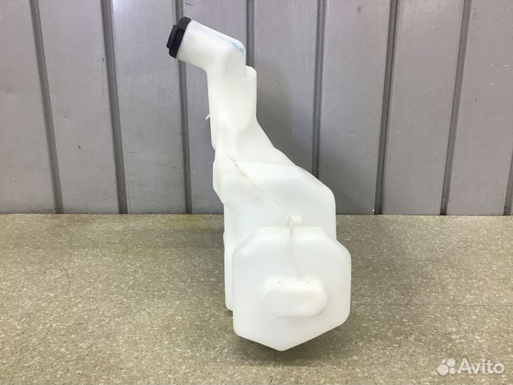 Бачок омывателя лобового стекла Renault Kaptur 201