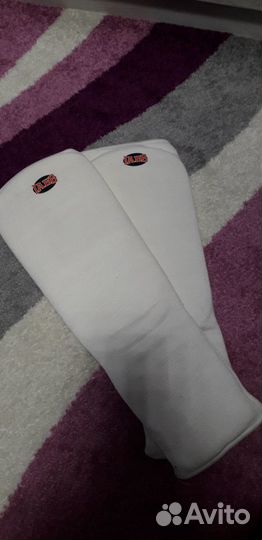 Боксерские перчатки