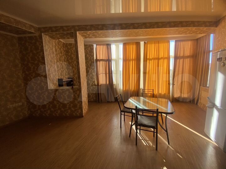 2-к. квартира, 64,8 м², 3/6 эт.