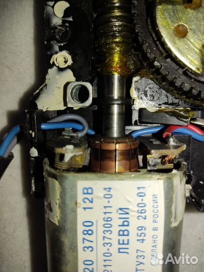 Мотор (моторедуктор) стеклоподъемника левый