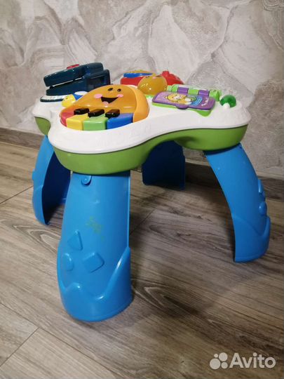 Развивающий столик fisher price