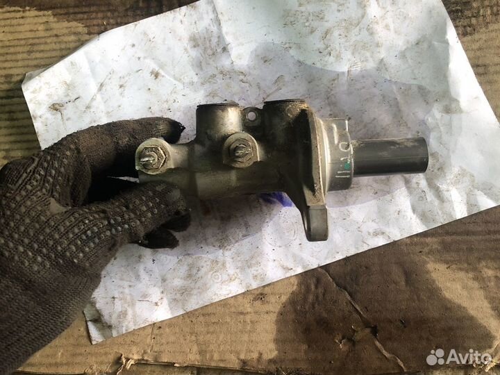 Hyundai elantra тормозной цилиндр