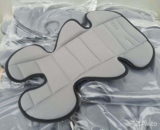 Матрасик вкладыш в коляску автокресло новый