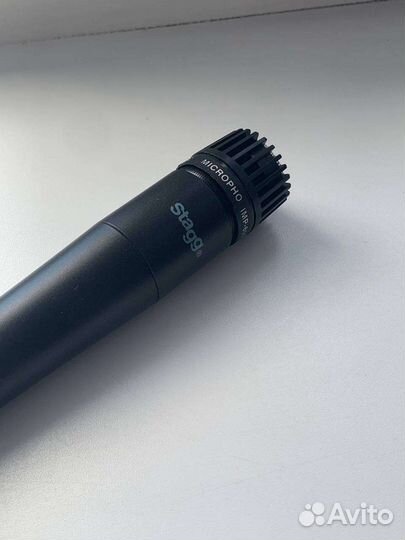 Студийный микрофон