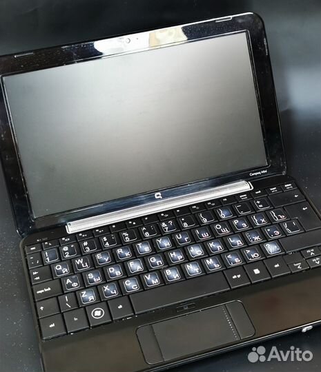 Нетбук HP Compaq Mini 700 (на З/Ч)