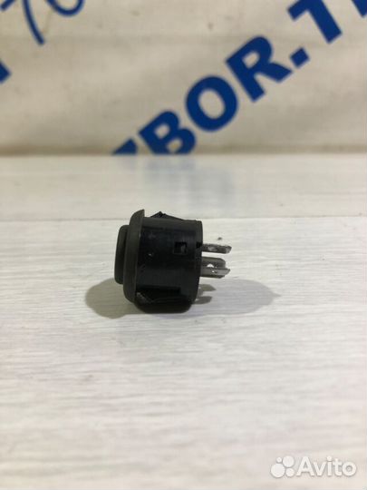 Кнопка открывания багажника LADA granta 1.6 мт сед