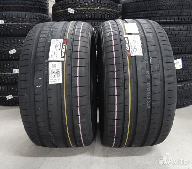 Yokohama Advan Sport V107D 285/40 R22 и 325/35 R22 114Y