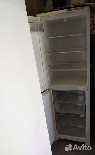 Холодильник атлант двухкамерный, двухкомпрессорный