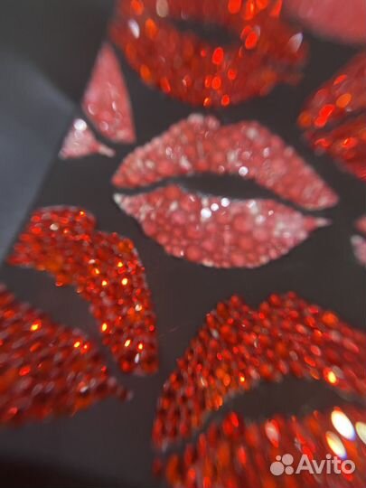 Чехол на iPhone