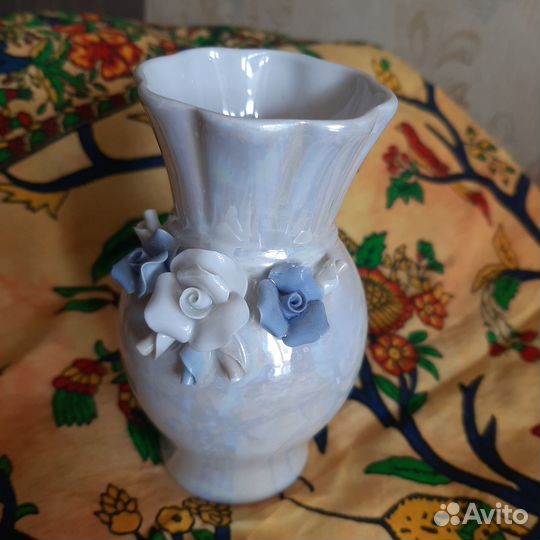Фарфоровая ваза миниатюрная в отличном состоянии