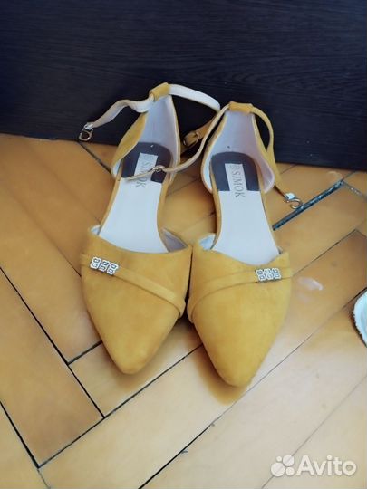 Босоножки женские