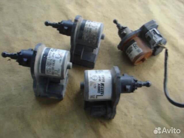 Тойота корректор фары Toyota Lexus