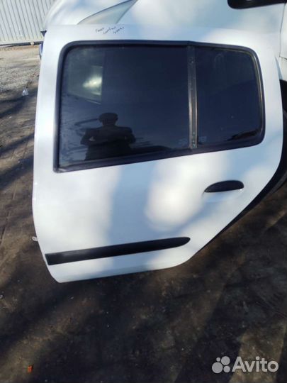 Дверь задняя левая Рено Симбол 2003г