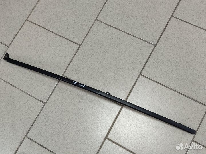 Направляющая стекла задняя левая LC 200 2007-21