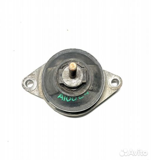 Подушка двигателя Audi 100С4
