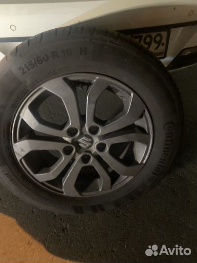 Continental ContiPremiumContact 5 215/60 R16