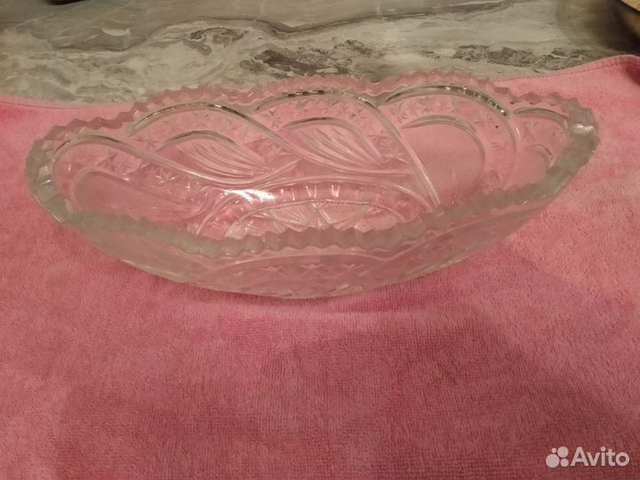 Хрустальная ваза