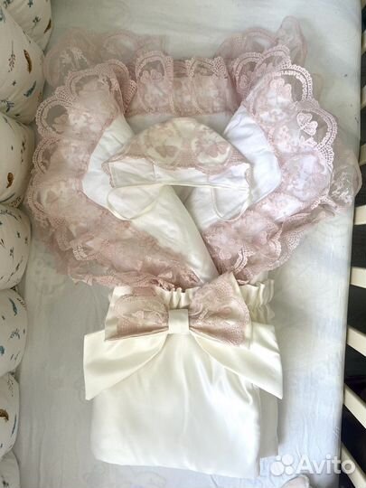 Конверт на выписку весна