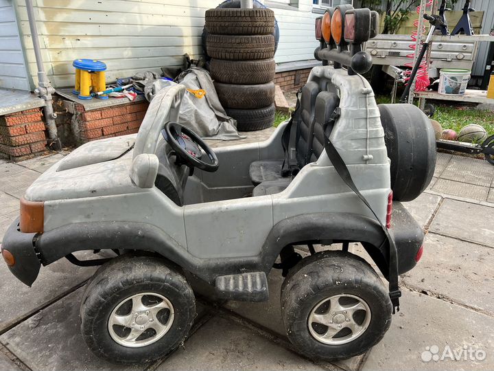 Детский электромобиль двухместный бу