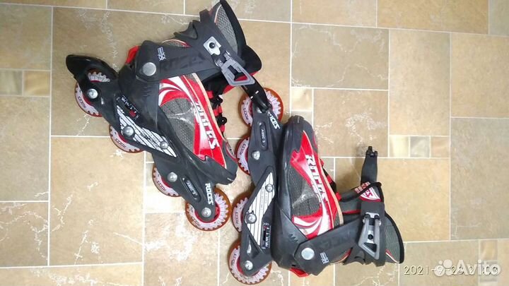 Роликовые коньки Roces