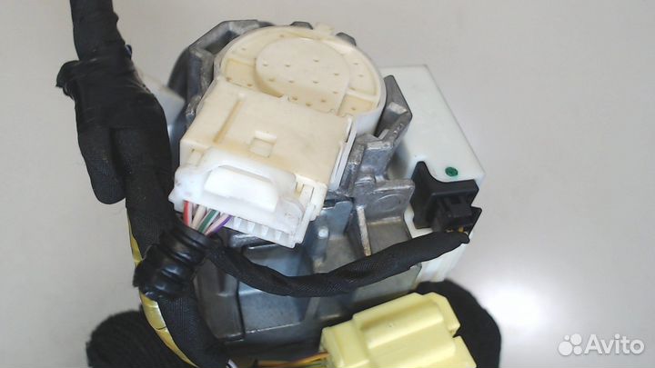 Замок зажигания Toyota RAV 4 2018, 2021