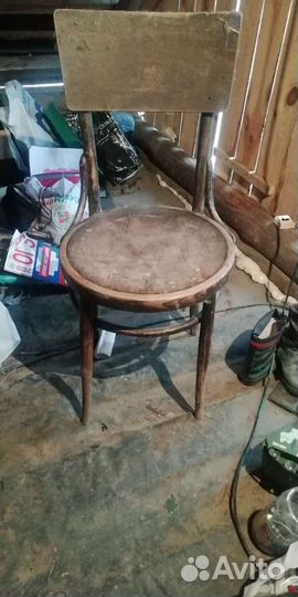 Старинный стул