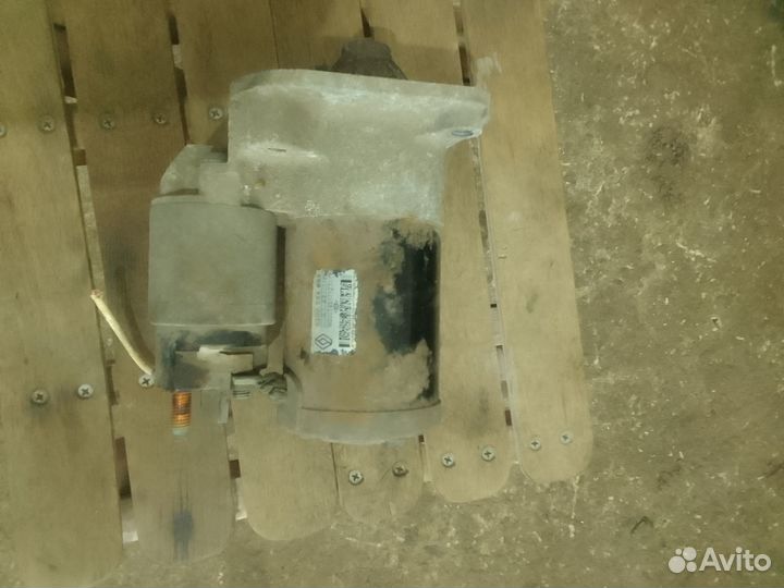 Стартер на Рено Логан