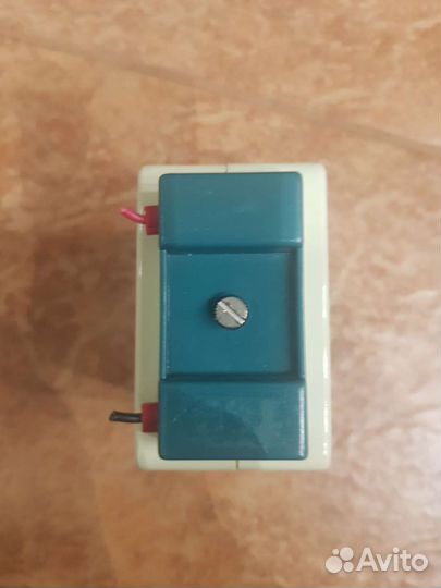 Трансформатор тока вн-0.66ст