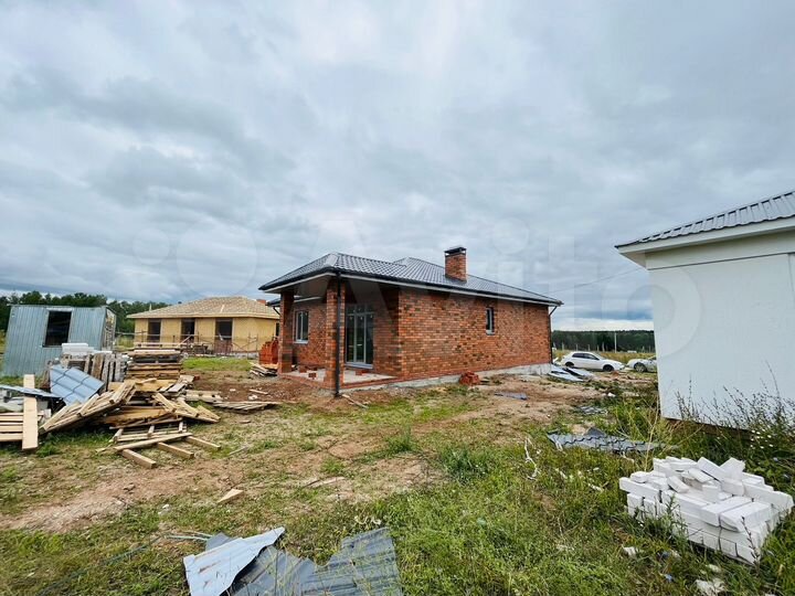 Коттедж 115 м² на участке 8 сот.