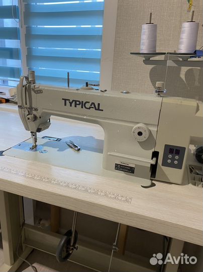 Промышленная швейная машинка