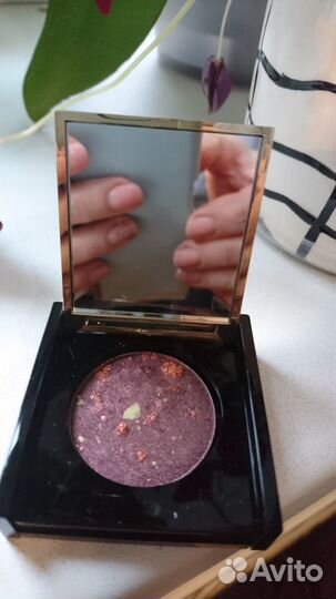 Тени для век и бижу