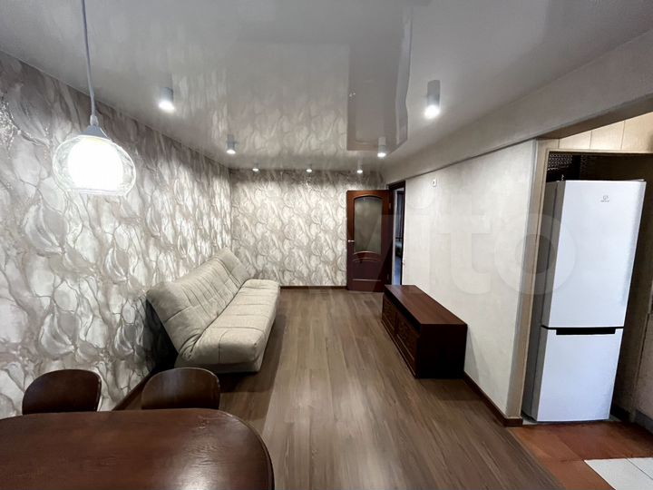 3-к. квартира, 65 м², 2/5 эт.