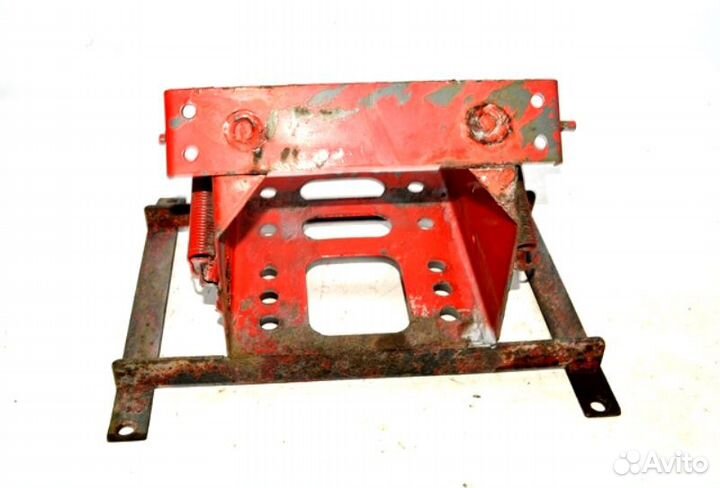 Кронштейн противооткатной упоры volvo FH12 1-seeri