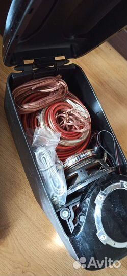 Подлокотник в авто