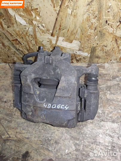 Суппорт тормозной передний правый Opel Astra J