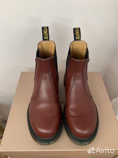 Dr.Martens 2976 Chelsea cherry red