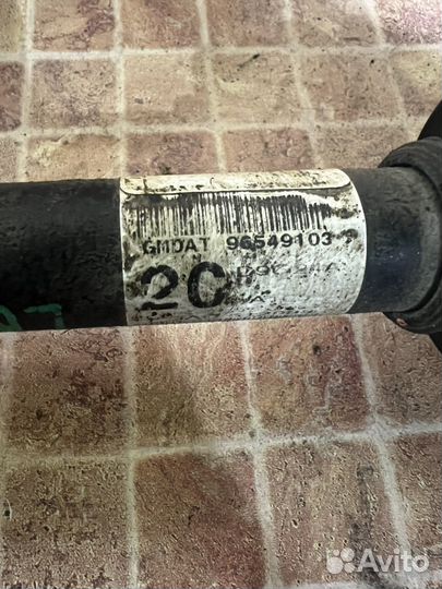 Привод левый Chevrolet Lacetti