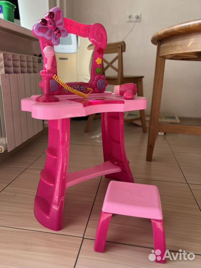 Туалетный столик для девочки