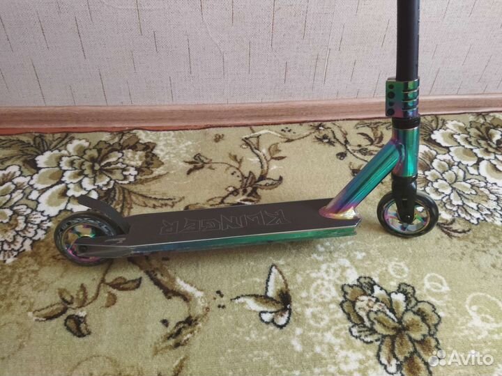 Трюковой самокат