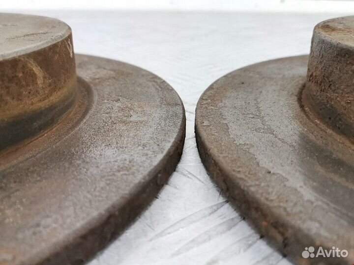 Диск тормозной задний для Volvo S40 V40 1 30872940