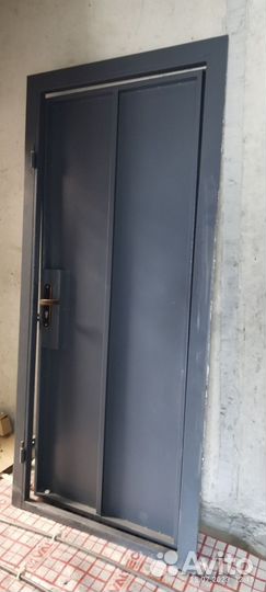 Дверь от застройщика