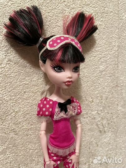 Кукла Монстер Хай Дракулаура Смертельно Уставшие