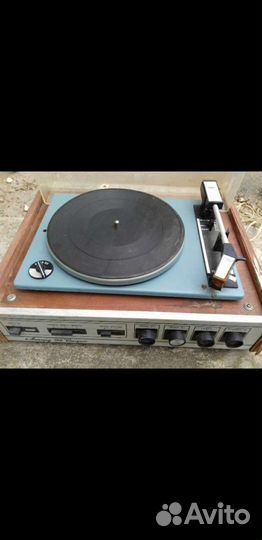 Проигрыватель винила