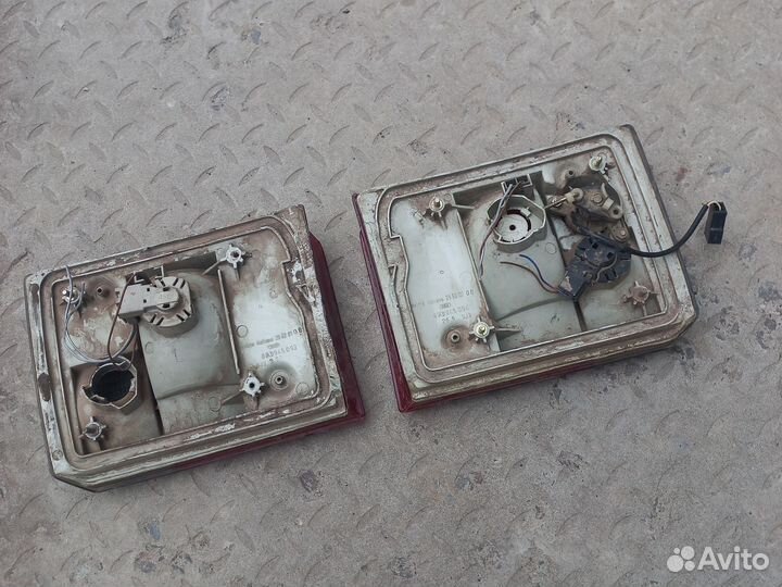 Audi 80 B4 фонари 8A9945093/094 крышки