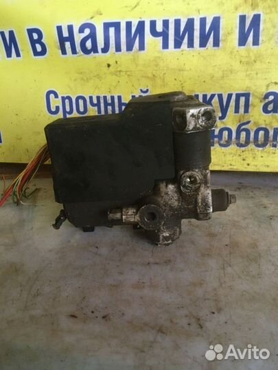 Блок управления ABS Mercedes-Benz E-класс