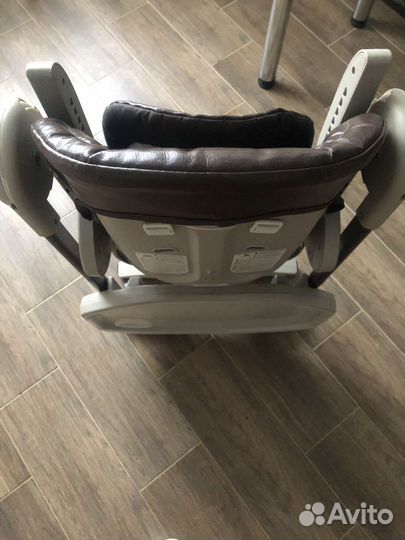 Стульчик Chicco Polly magic для кормления