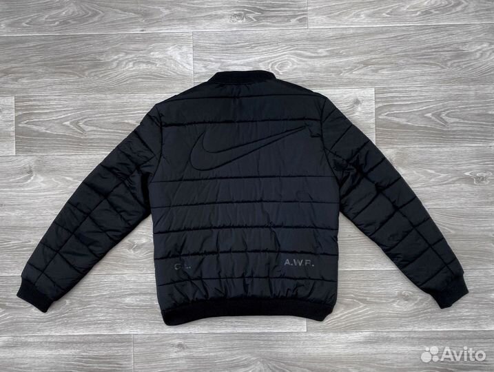 Куртка Nike