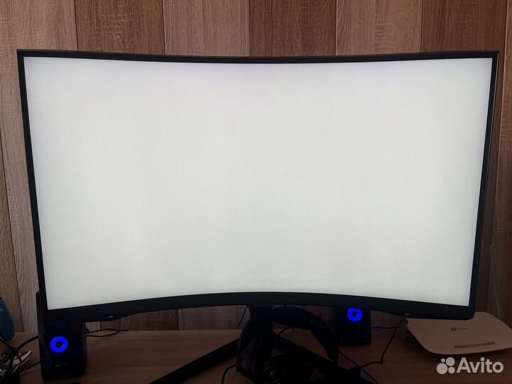 Монитор Samsung odyssey g7 Neo