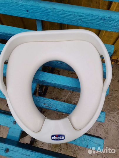 Детское сиденье на унитаз